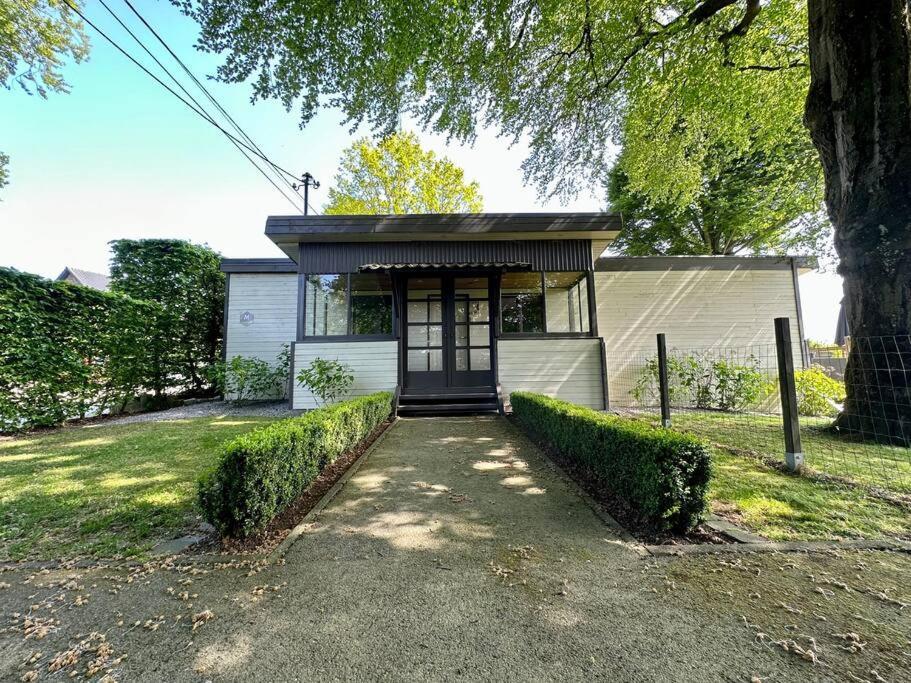 Le Chalet Du Lac Villa Robertville Exterior photo