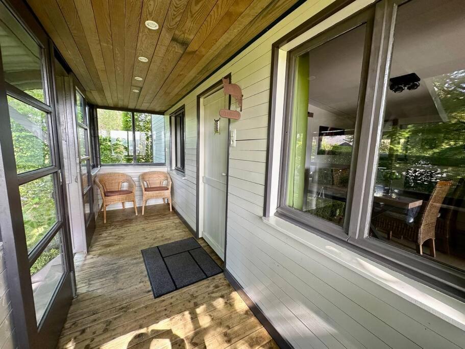 Le Chalet Du Lac Villa Robertville Exterior photo